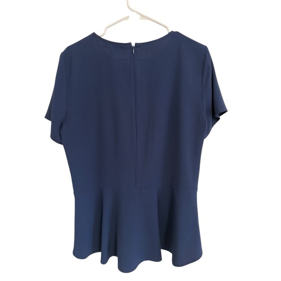 Michael Kors Womens Navy Blue Peplum Back Blouse Short Sleeve Size Large - Picture 3 of 4